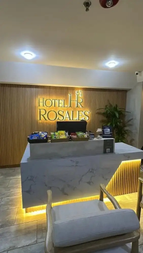 Hotel Rosales Suites