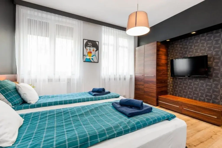 2 Bedrooms Deluxe Apartment