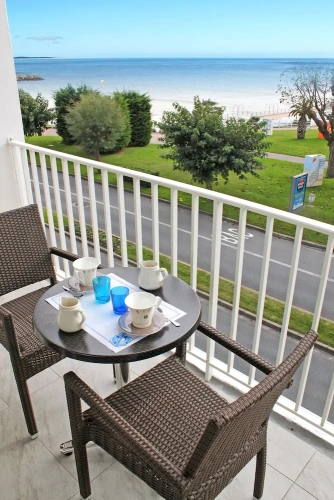 Superior Triple room with balcony and with sea view