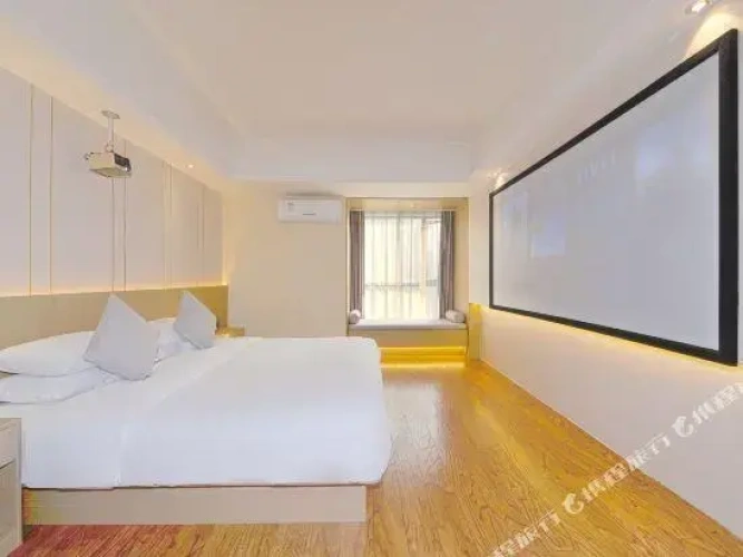 Standard Triple Family room