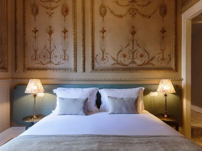 Dear Lisbon -Valmor Palace