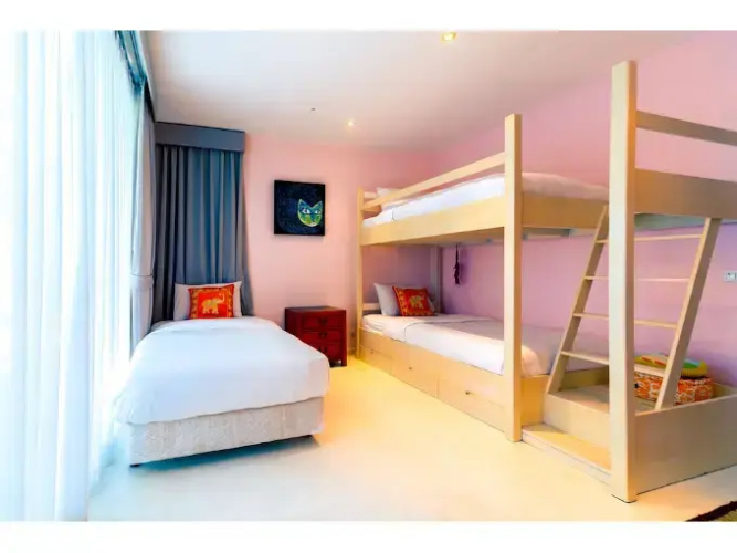 4-BR Seaview Villa at Surin Beach