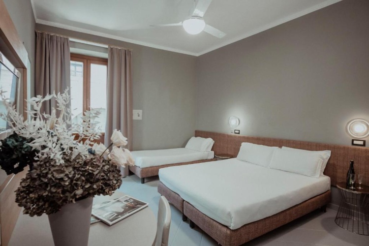 Triple room