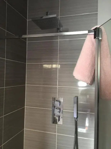 Stunning 2 bed flat Shepherds Bush