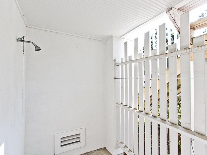 3 Bedrooms Apartment