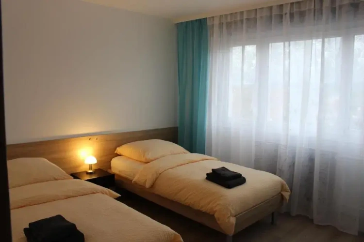 2 Bedrooms Apartment