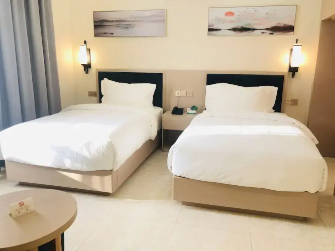 Seasons Hotel Barka