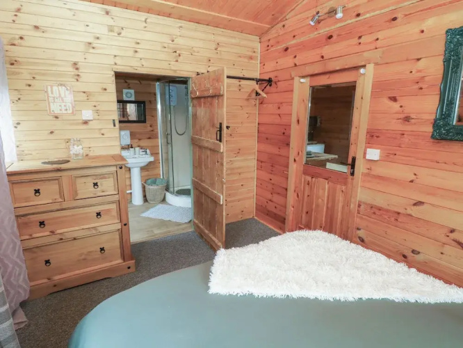 Mill Cabin Denant