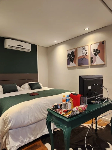 Luxury Suite