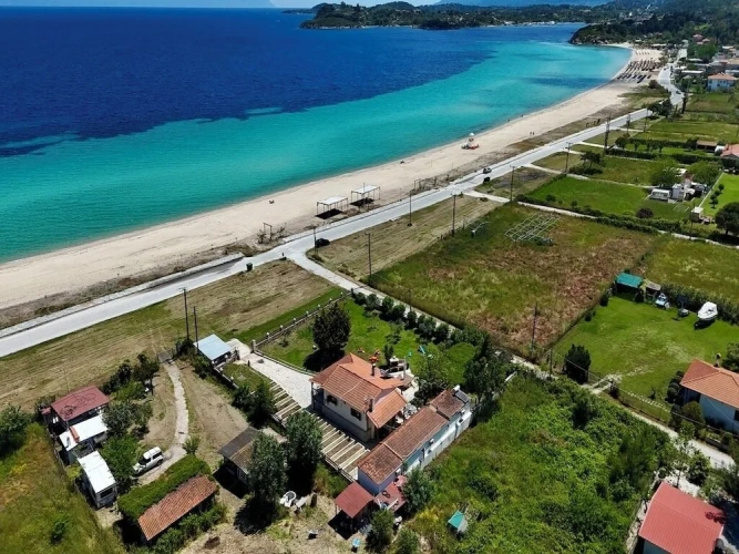 4 Bedrooms Villa