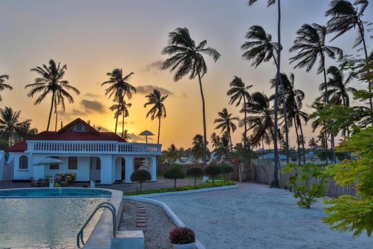 3 Bedrooms Villa