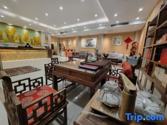 Yantai Qianwei Yongju Hotel
