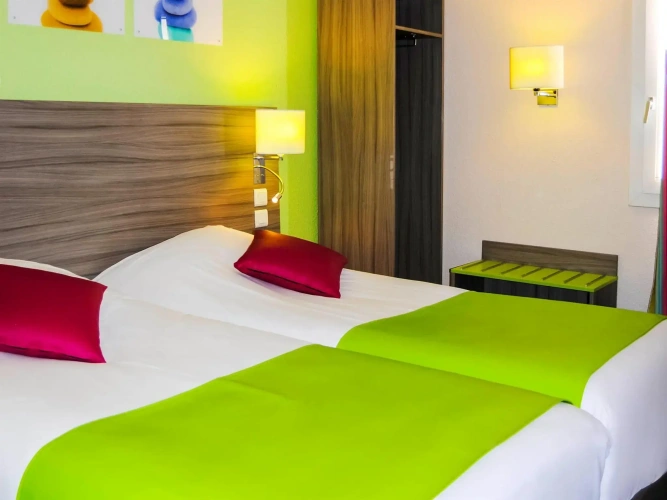 Standard Twin room