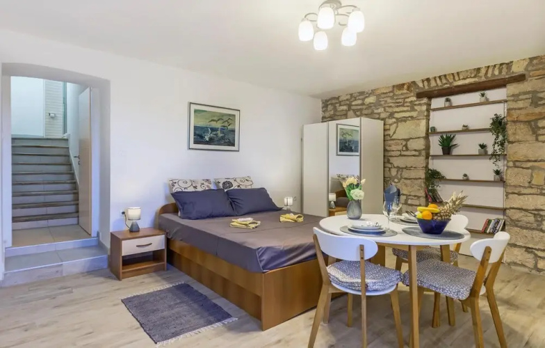 Nice Apartment in Pula With Wifi