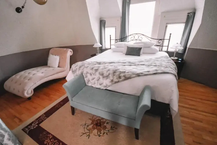 Deluxe Family Suite