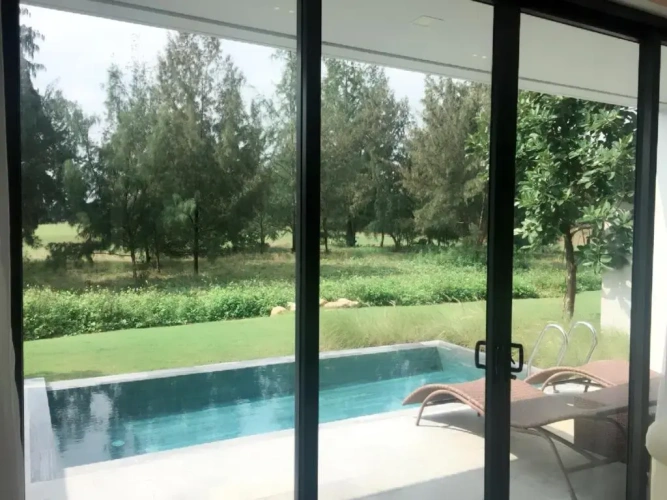 2 Bedrooms Villa