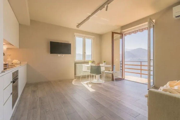 MariÃ¹ Apartment Varenna