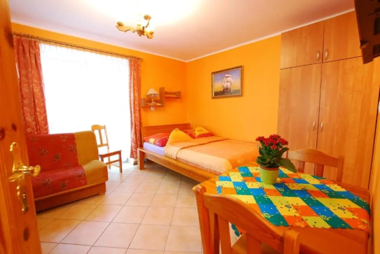 1 Bedroom Apartment with sea view