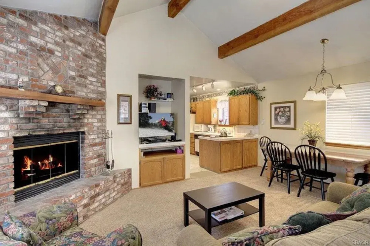 Karins Cottage