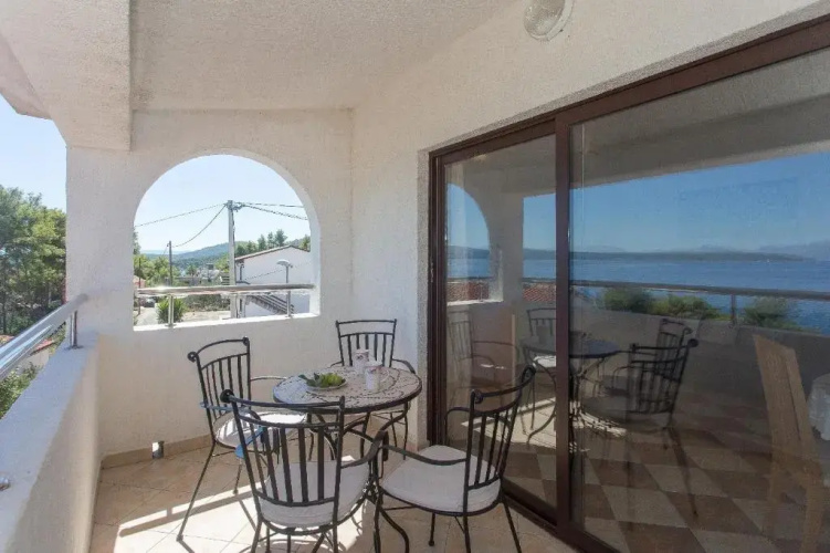 Apartments Neno - 100m from sea