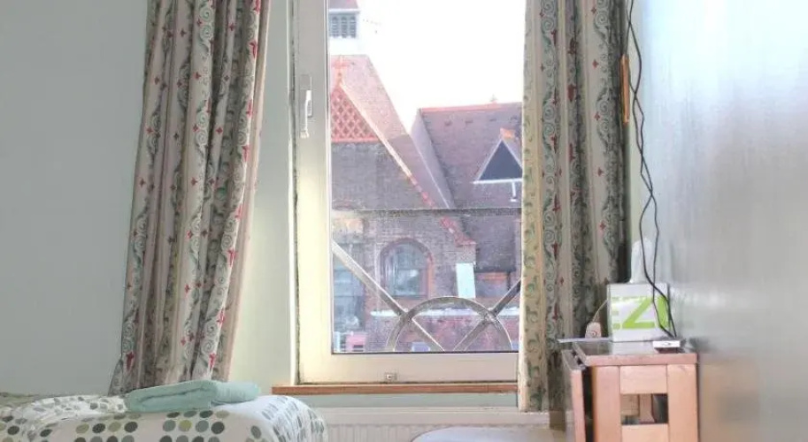 Pax Lodge Hostel