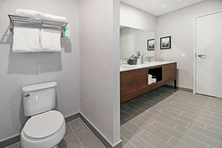 Holiday Inn & Suites Calgary Airport North photo 9