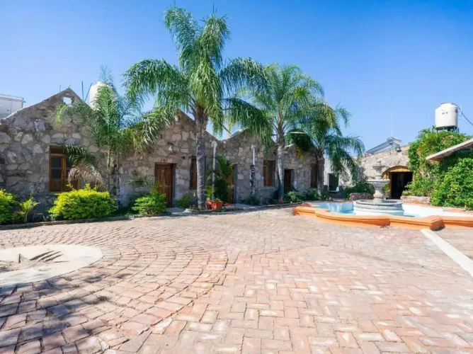 Hotel Monte Agave