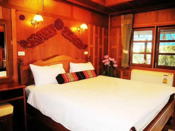 Jj Bungalow