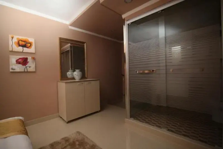 Standard Twin room with view