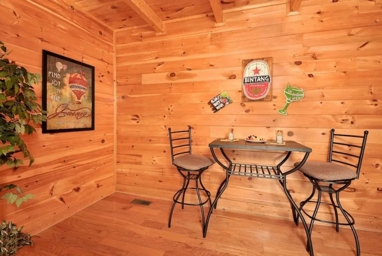Almost Heaven - 4 Br cabin by RedAwning