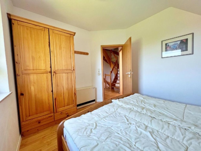 3 Bedrooms Cottage