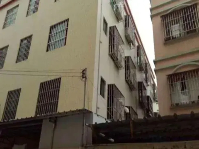 Mingyue Hostel