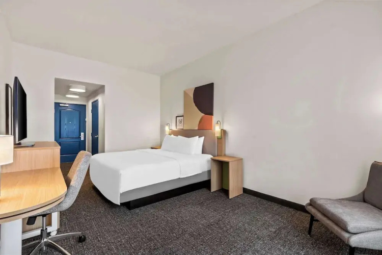 Best Western Legacy Inn & Suites