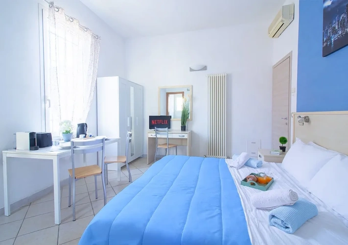 1 Bedroom Classic Double Basement room