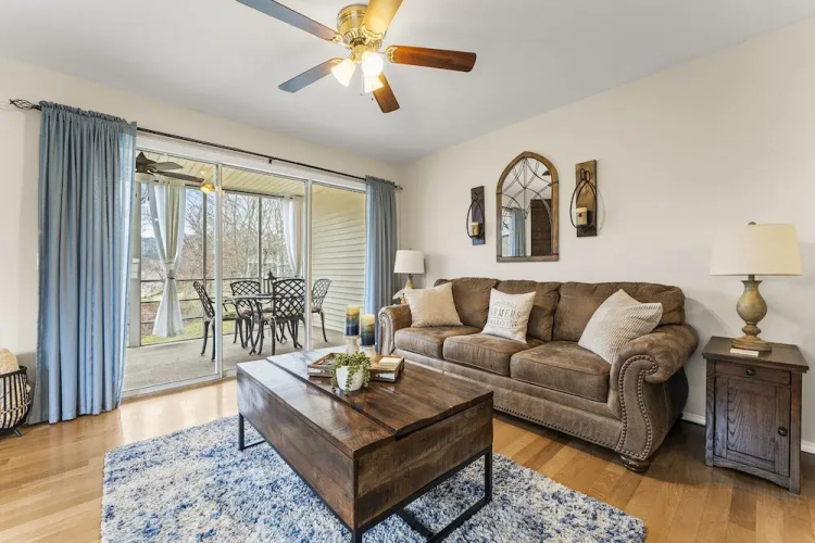 Premiere Pointe 2 Bedroom Condo by RedAwning
