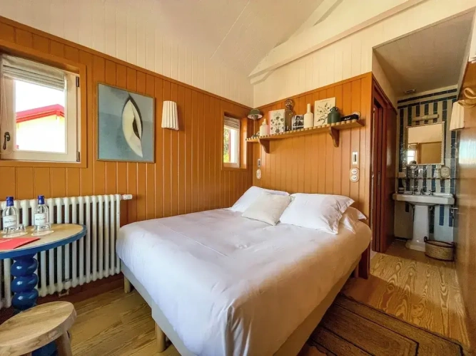 Superior room with ocean view