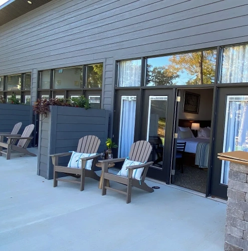 Standard Quadruple room with lake view