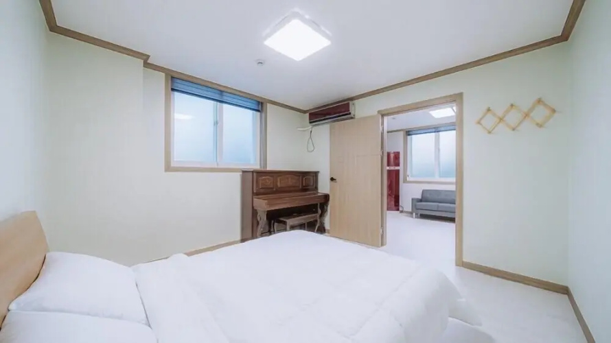 Geoje Swim Pension