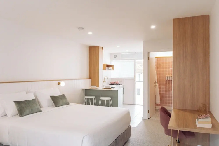Surfside 22