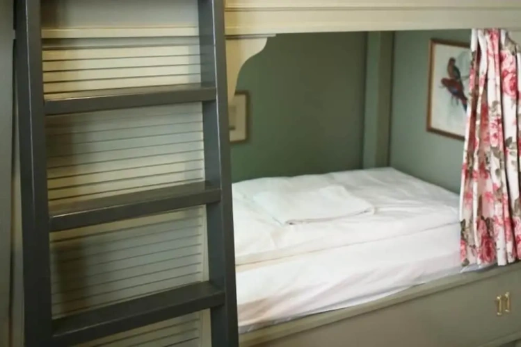 Bed in Dorm (male dorm)