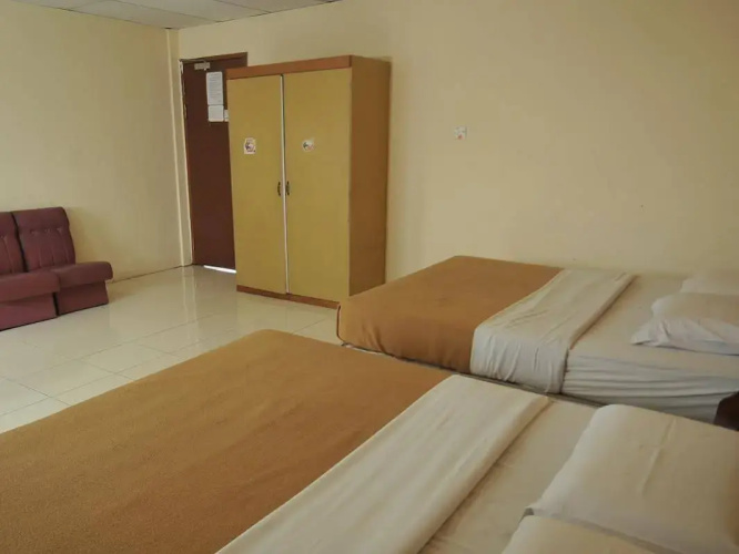 Hotel Longhouse