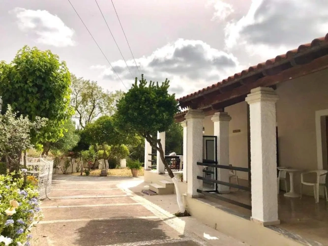 1 Bedroom Triple Apartment
