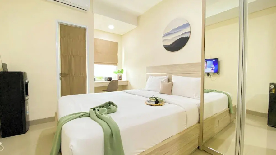 Simple And Spacious Studio Apartment At B Residence