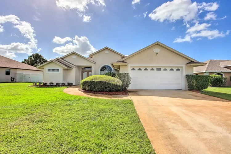 Pool & Fenced Yard: Sebring Retreat