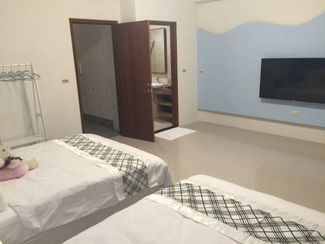 Riverside Guesthouse