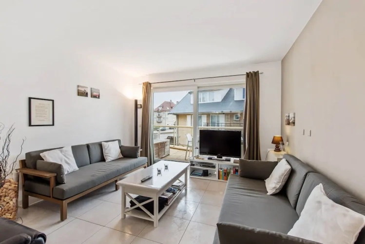 2 Bedrooms Apartment with balcony