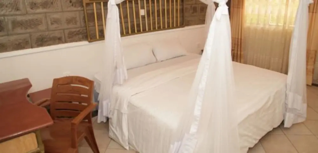 Trotters Hotel