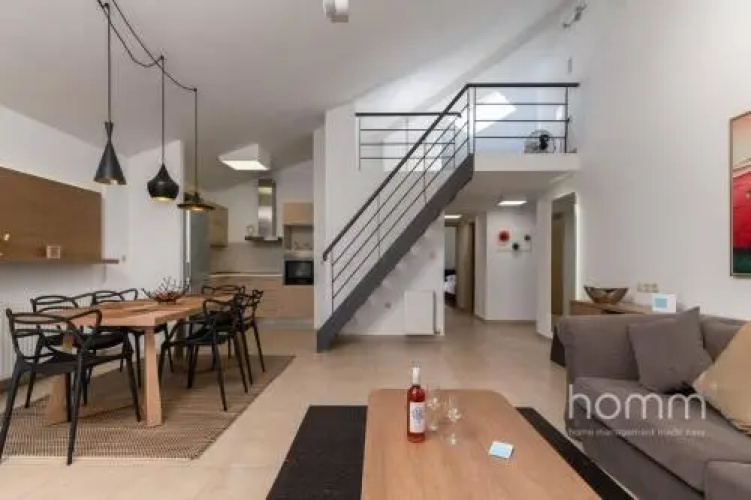 137m homm New Apartment with Acropolis View 7ppl