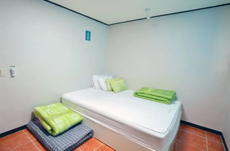 Wow Motel