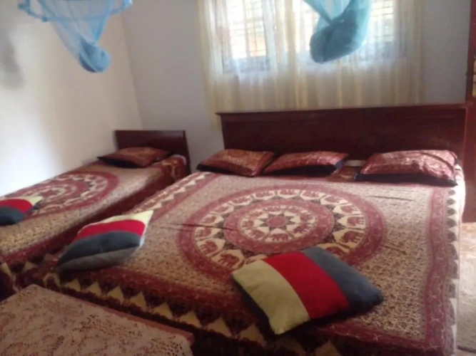 Deluxe Triple room with view
